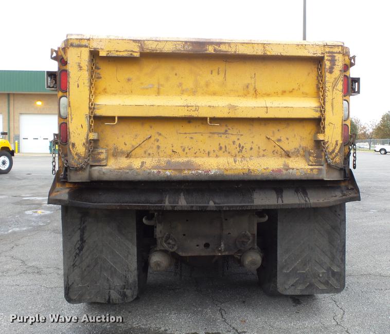 image for item DC6777 2002 International 2554 dump truck