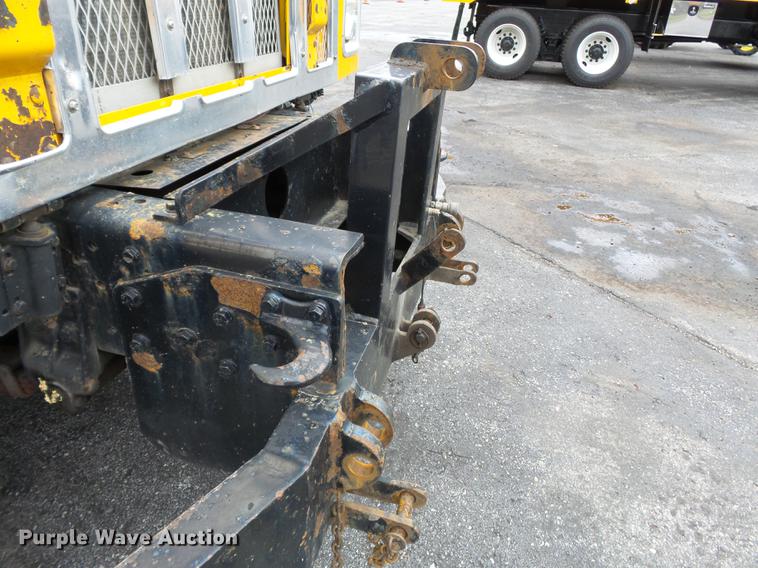 image for item DC6777 2002 International 2554 dump truck