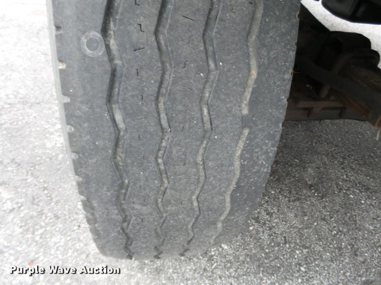 image for item DC6777 2002 International 2554 dump truck