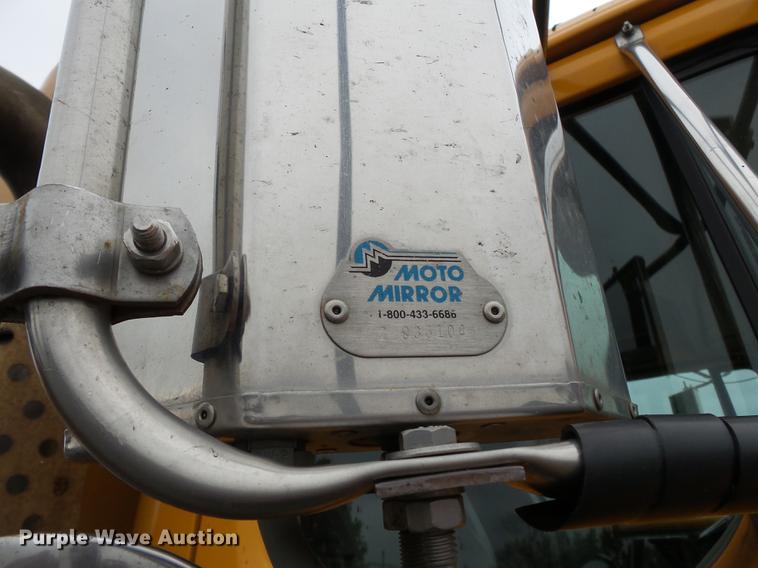 image for item DC6777 2002 International 2554 dump truck