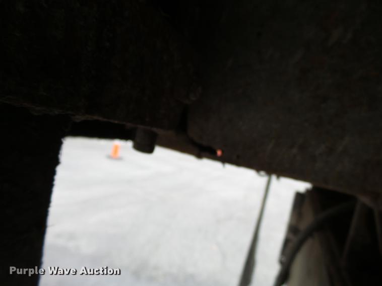 image for item DC6777 2002 International 2554 dump truck