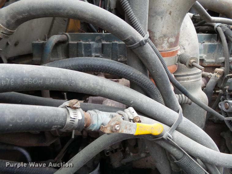 image for item DC6777 2002 International 2554 dump truck