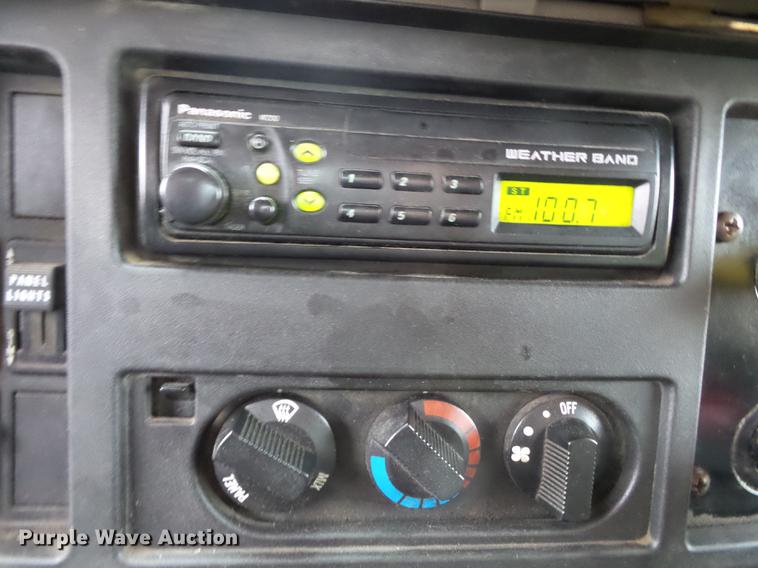 image for item DC6777 2002 International 2554 dump truck