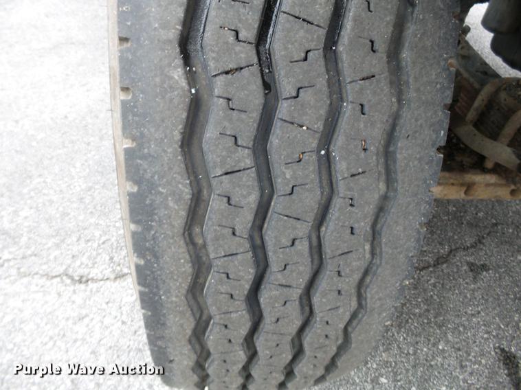 image for item DC6778 2007 International 7400 dump truck