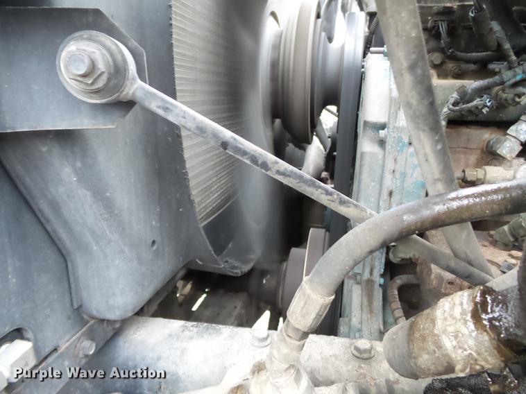 image for item DC6778 2007 International 7400 dump truck