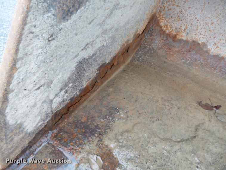 image for item DC6779 2001 John Deere 310SG backhoe