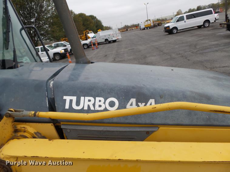 image for item DC6779 2001 John Deere 310SG backhoe