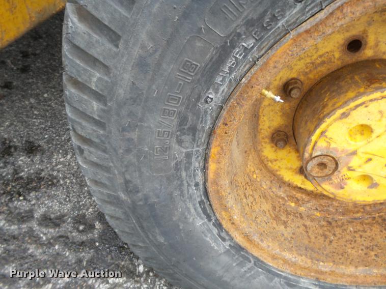 image for item DC6779 2001 John Deere 310SG backhoe