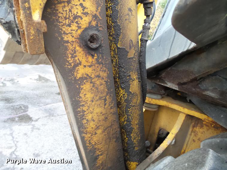 image for item DC6779 2001 John Deere 310SG backhoe
