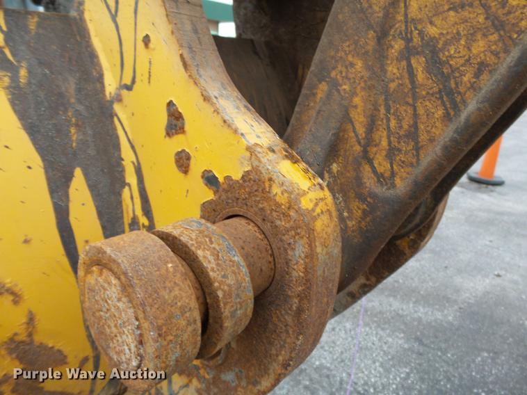 image for item DC6779 2001 John Deere 310SG backhoe