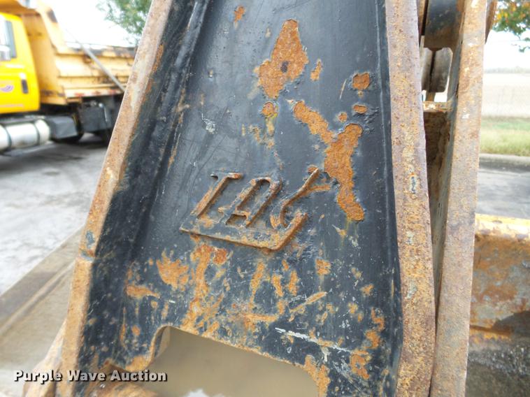 image for item DC6779 2001 John Deere 310SG backhoe