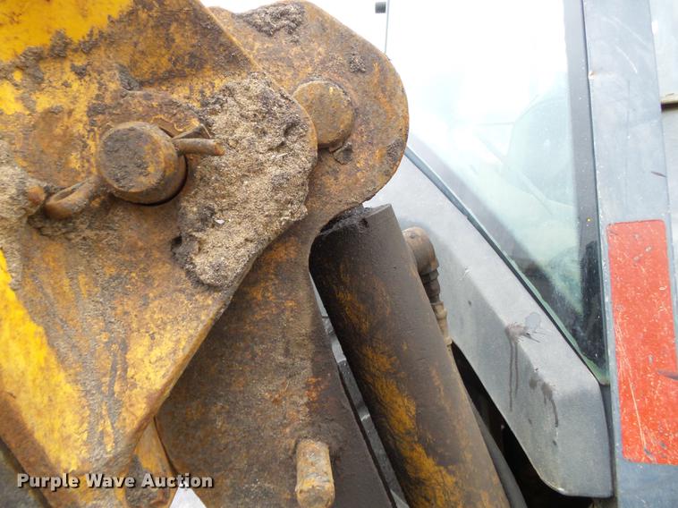 image for item DC6779 2001 John Deere 310SG backhoe