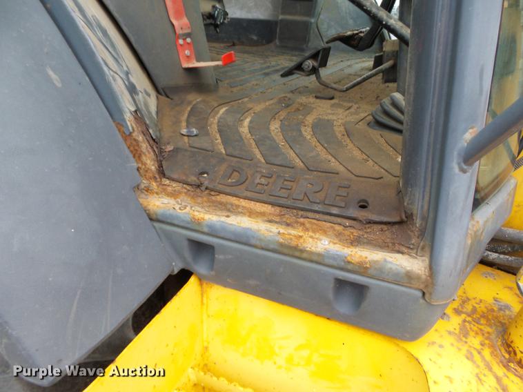 image for item DC6779 2001 John Deere 310SG backhoe