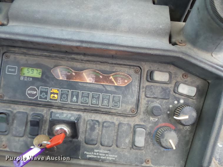 image for item DC6779 2001 John Deere 310SG backhoe