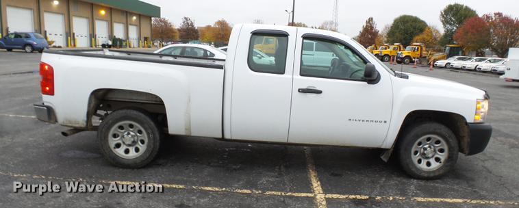 image for item DC6783 2008 Chevrolet Silverado 1500 Ext. Cab pickup truck