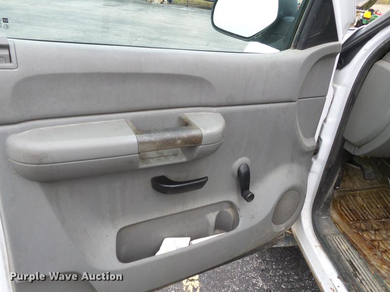 image for item DC6783 2008 Chevrolet Silverado 1500 Ext. Cab pickup truck