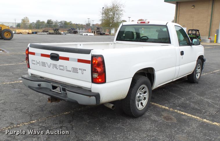 image for item DC6785 2006 Chevrolet Silverado 1500 pickup truck