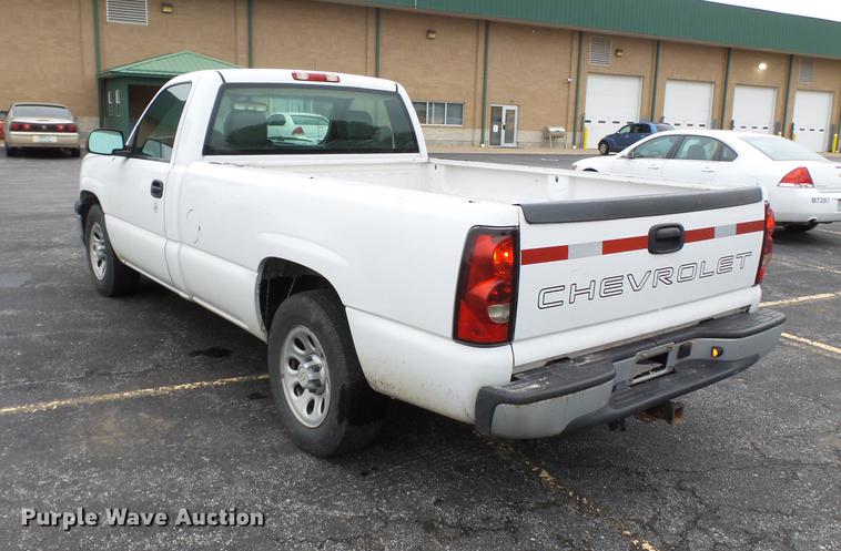 image for item DC6785 2006 Chevrolet Silverado 1500 pickup truck