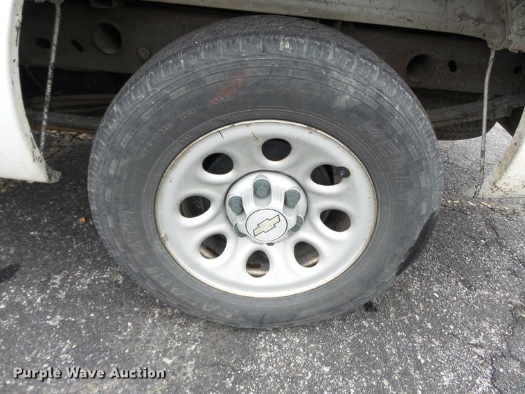 image for item DC6785 2006 Chevrolet Silverado 1500 pickup truck