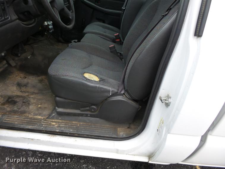 image for item DC6785 2006 Chevrolet Silverado 1500 pickup truck