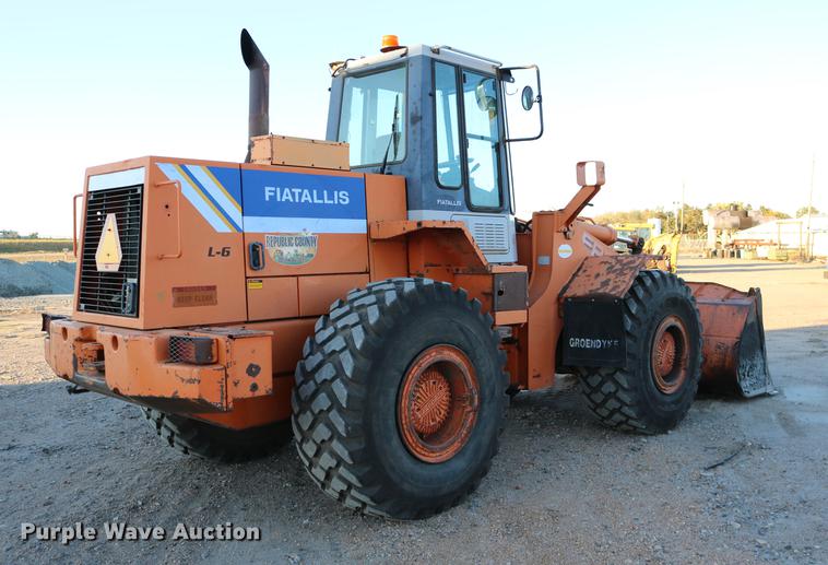 image for item DD0005 1997 Fiat-Allis FR160.2 wheel loader
