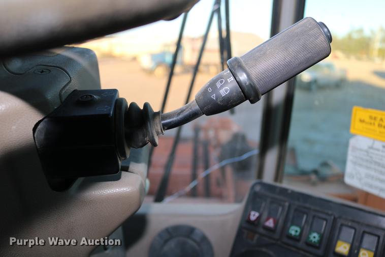 image for item DD0005 1997 Fiat-Allis FR160.2 wheel loader