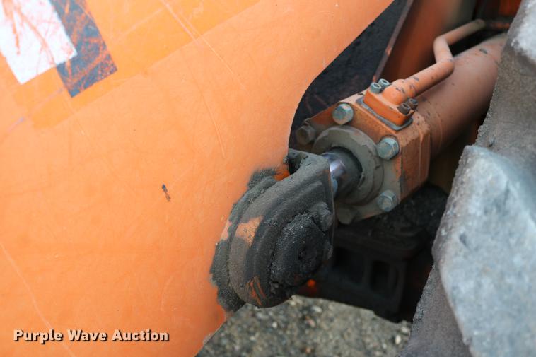 image for item DD0005 1997 Fiat-Allis FR160.2 wheel loader