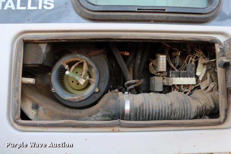 image for item DD0005 1997 Fiat-Allis FR160.2 wheel loader