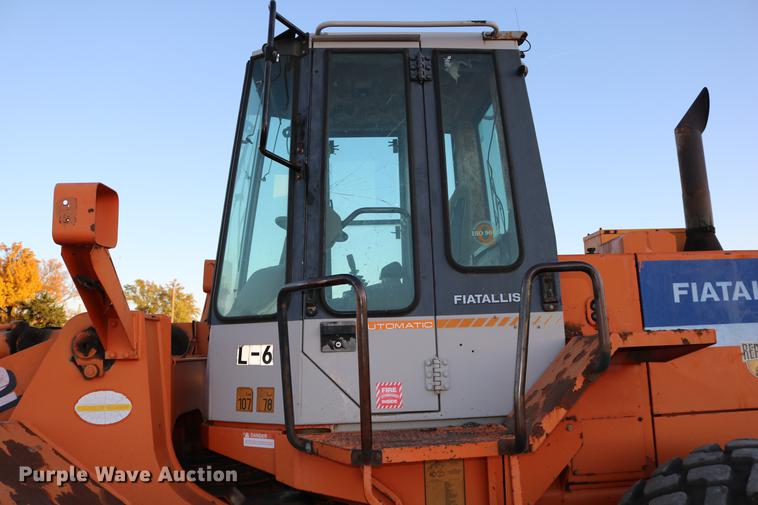 image for item DD0005 1997 Fiat-Allis FR160.2 wheel loader