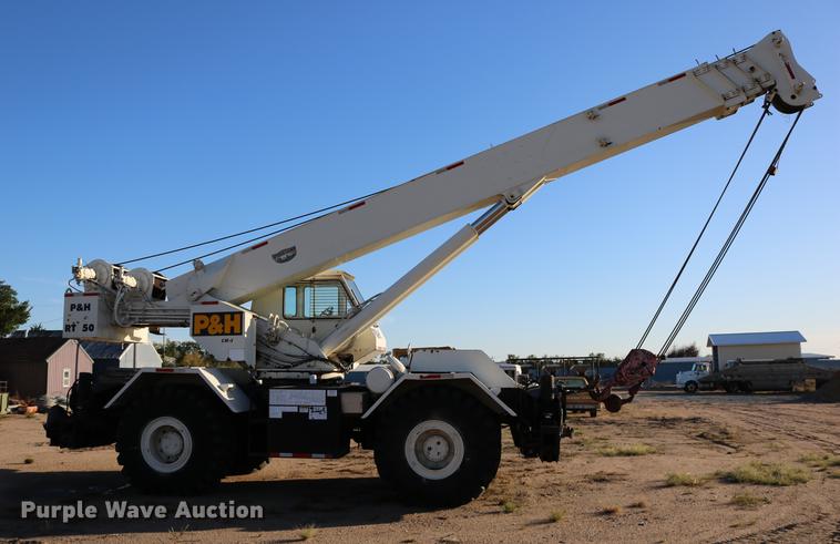 image for item DD0026 1985 P & H RT50 crane