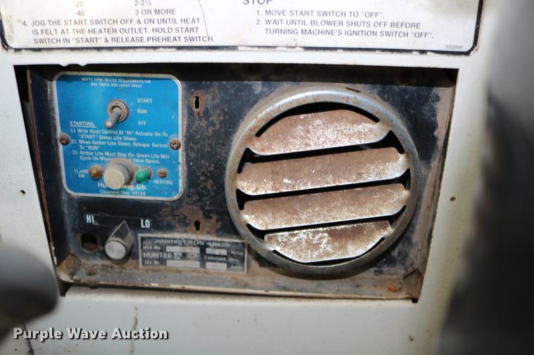 image for item DD0026 1985 P & H RT50 crane