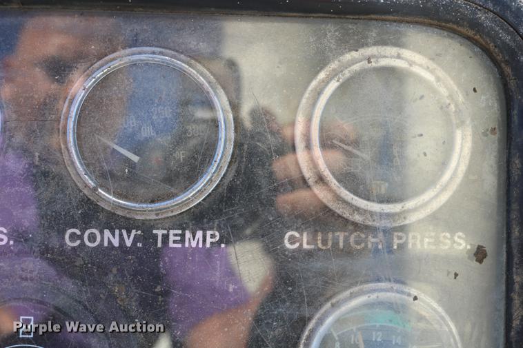 image for item DD0026 1985 P & H RT50 crane