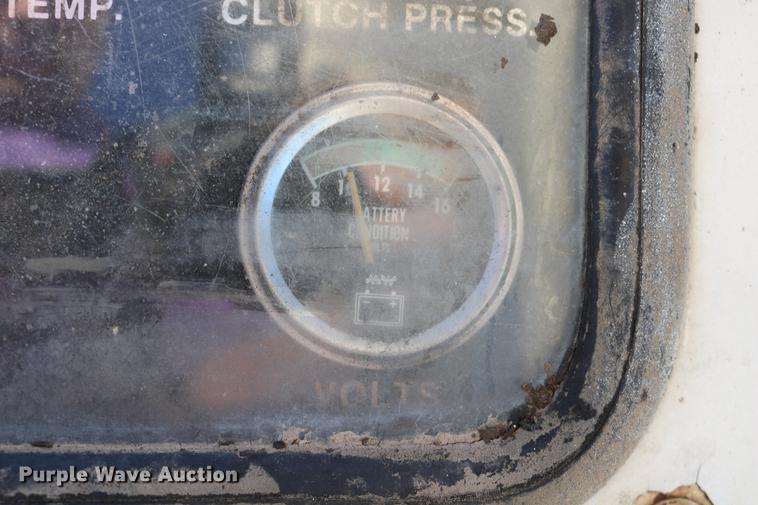 image for item DD0026 1985 P & H RT50 crane