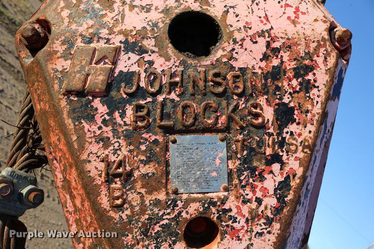 image for item DD0026 1985 P & H RT50 crane