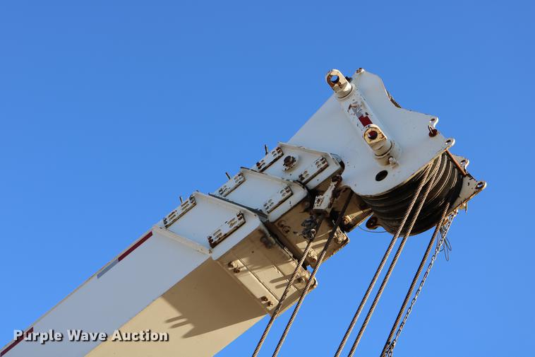 image for item DD0026 1985 P & H RT50 crane