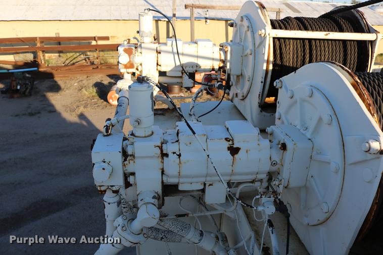 image for item DD0026 1985 P & H RT50 crane