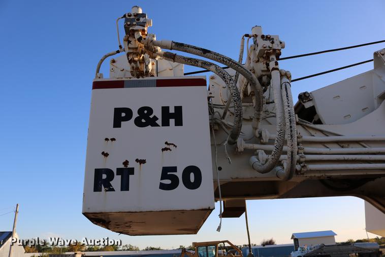 image for item DD0026 1985 P & H RT50 crane