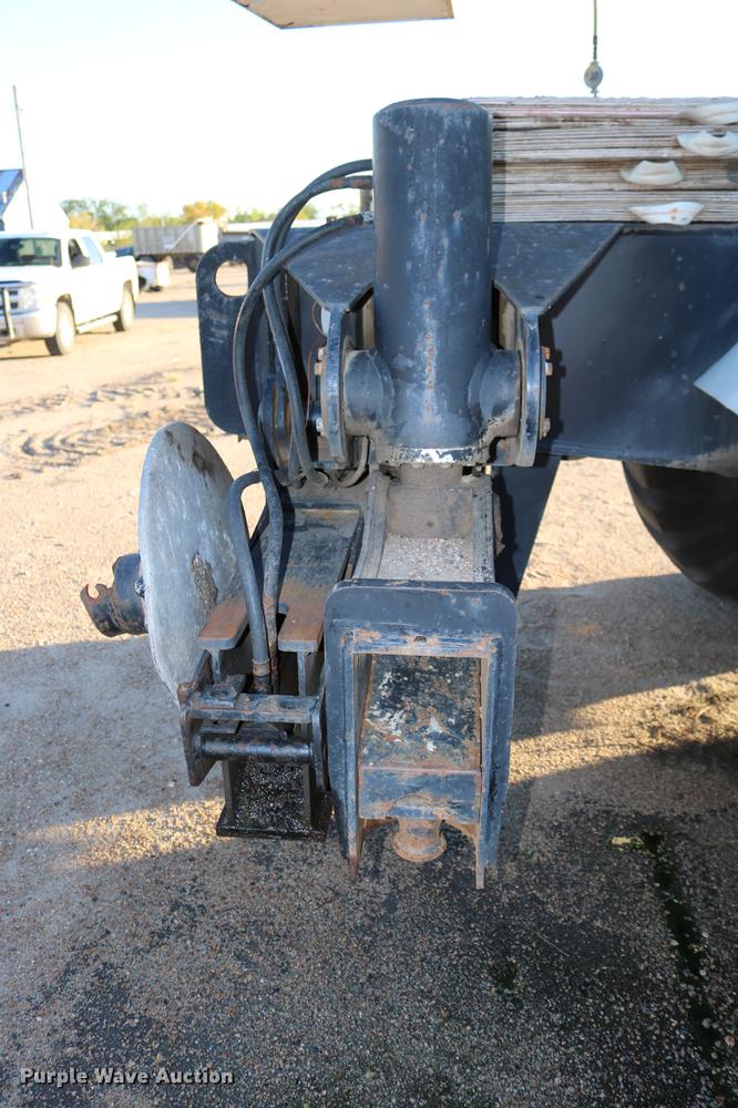 image for item DD0026 1985 P & H RT50 crane