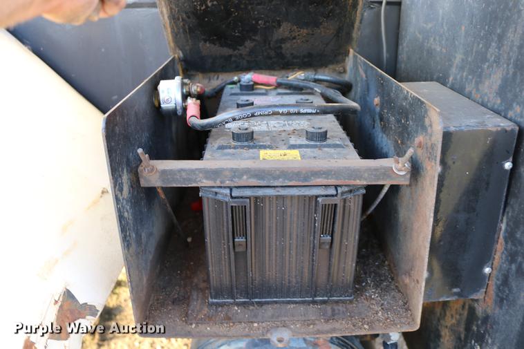 image for item DD0026 1985 P & H RT50 crane