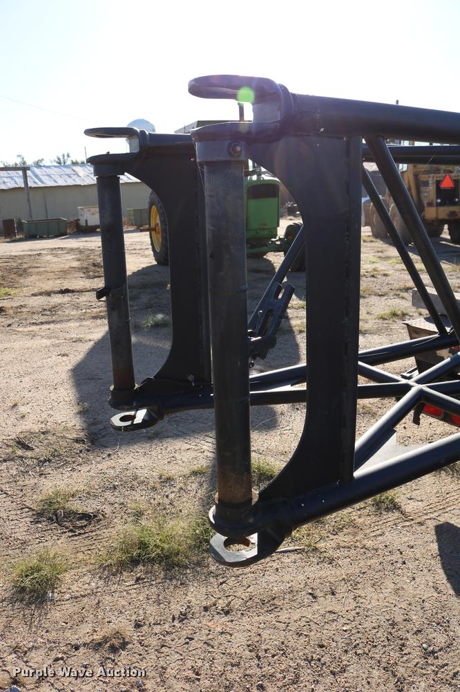 image for item DD0026 1985 P & H RT50 crane