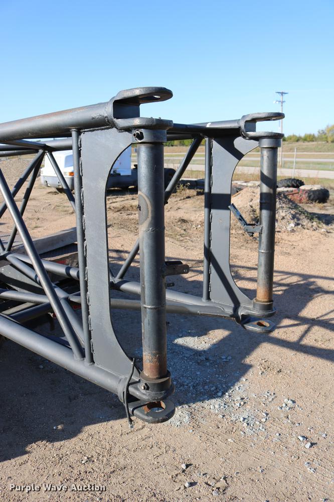 image for item DD0026 1985 P & H RT50 crane