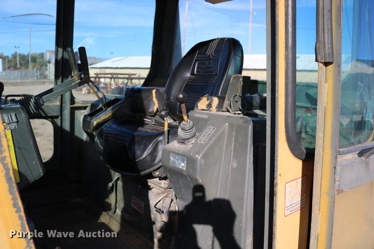 image for item DD0027 1987 Fiat-Allis 14C dozer