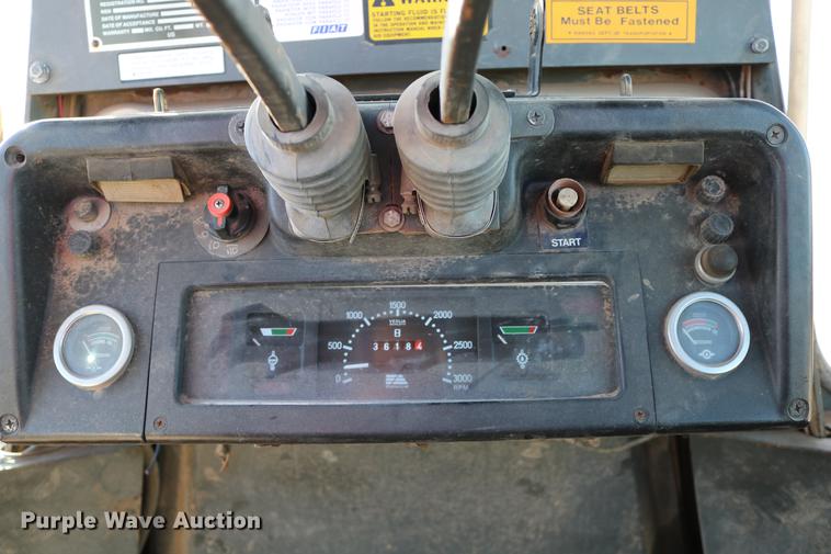 image for item DD0027 1987 Fiat-Allis 14C dozer