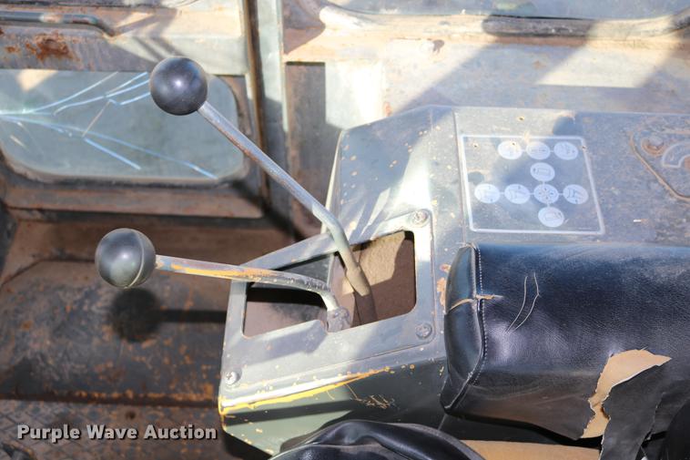 image for item DD0027 1987 Fiat-Allis 14C dozer