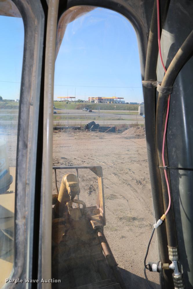 image for item DD0027 1987 Fiat-Allis 14C dozer