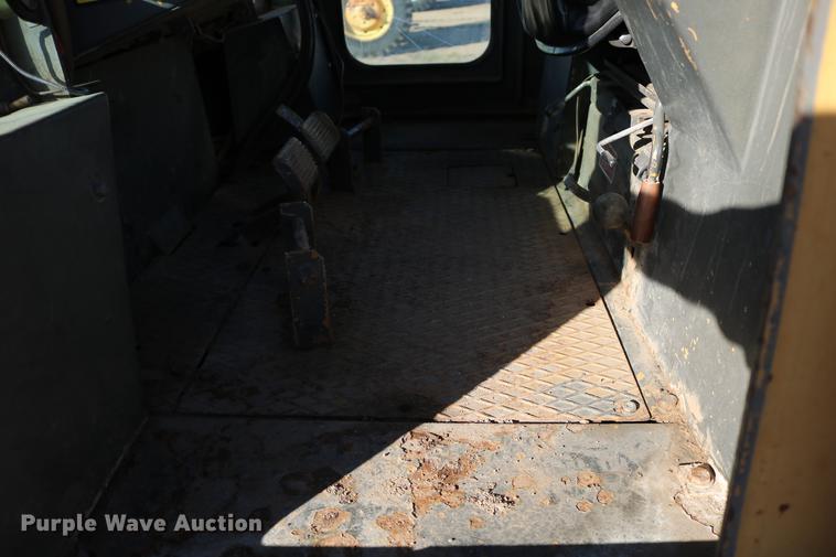 image for item DD0027 1987 Fiat-Allis 14C dozer