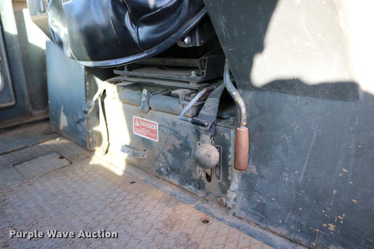 image for item DD0027 1987 Fiat-Allis 14C dozer