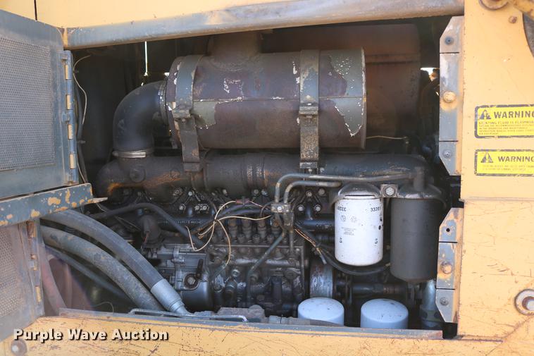 image for item DD0027 1987 Fiat-Allis 14C dozer