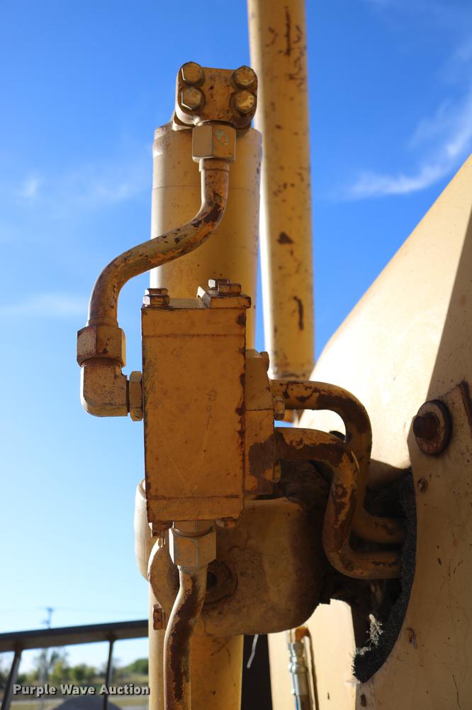 image for item DD0027 1987 Fiat-Allis 14C dozer