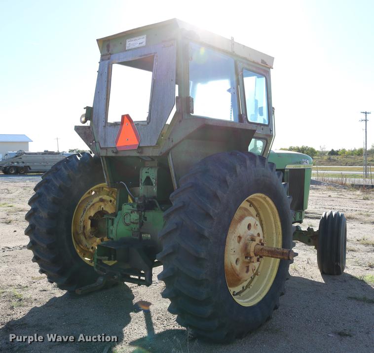 image for item DD0028 1970 John Deere 5020 tractor